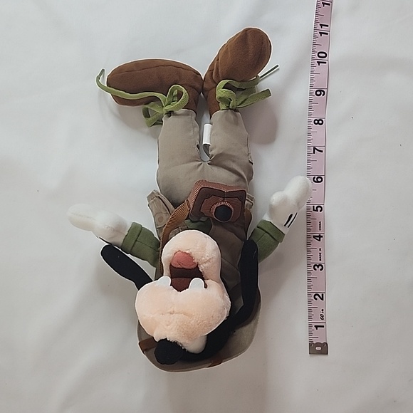 NWT Disneyland Safari Goofy Beanie Plush - Picture 12 of 13